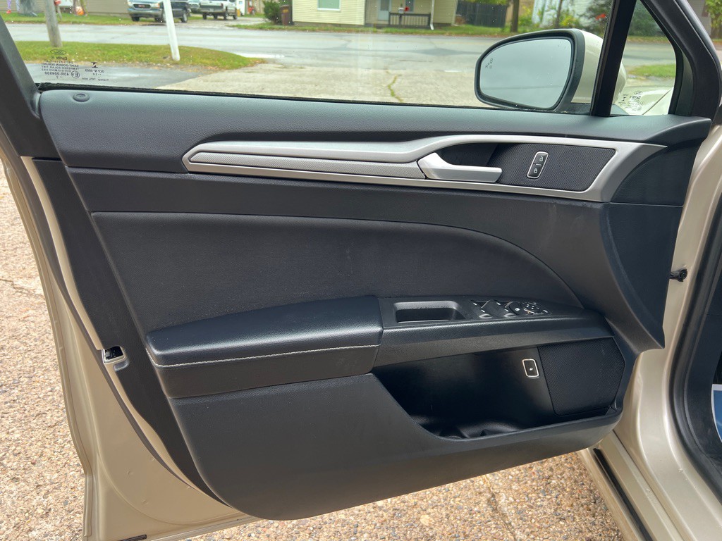 2019 Ford Fusion Image 15