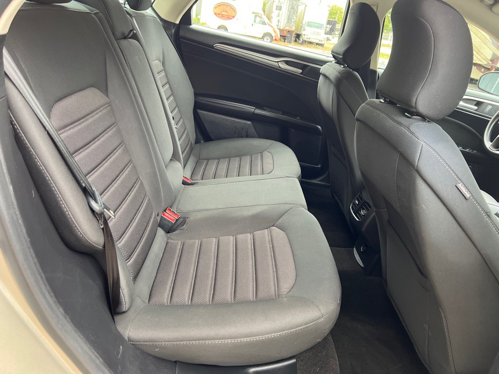 2019 Ford Fusion Image 21