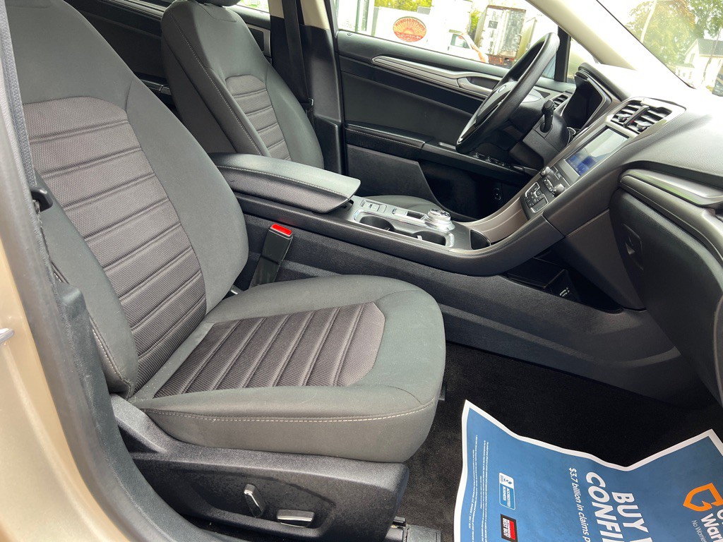 2019 Ford Fusion Image 23