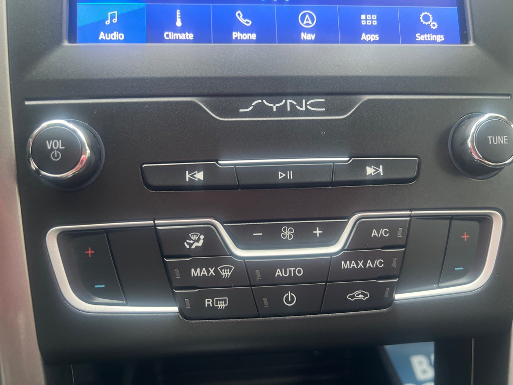 2019 Ford Fusion Image 36