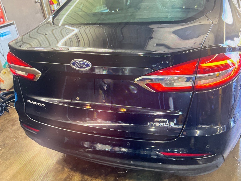 2019 Ford Fusion Image 3