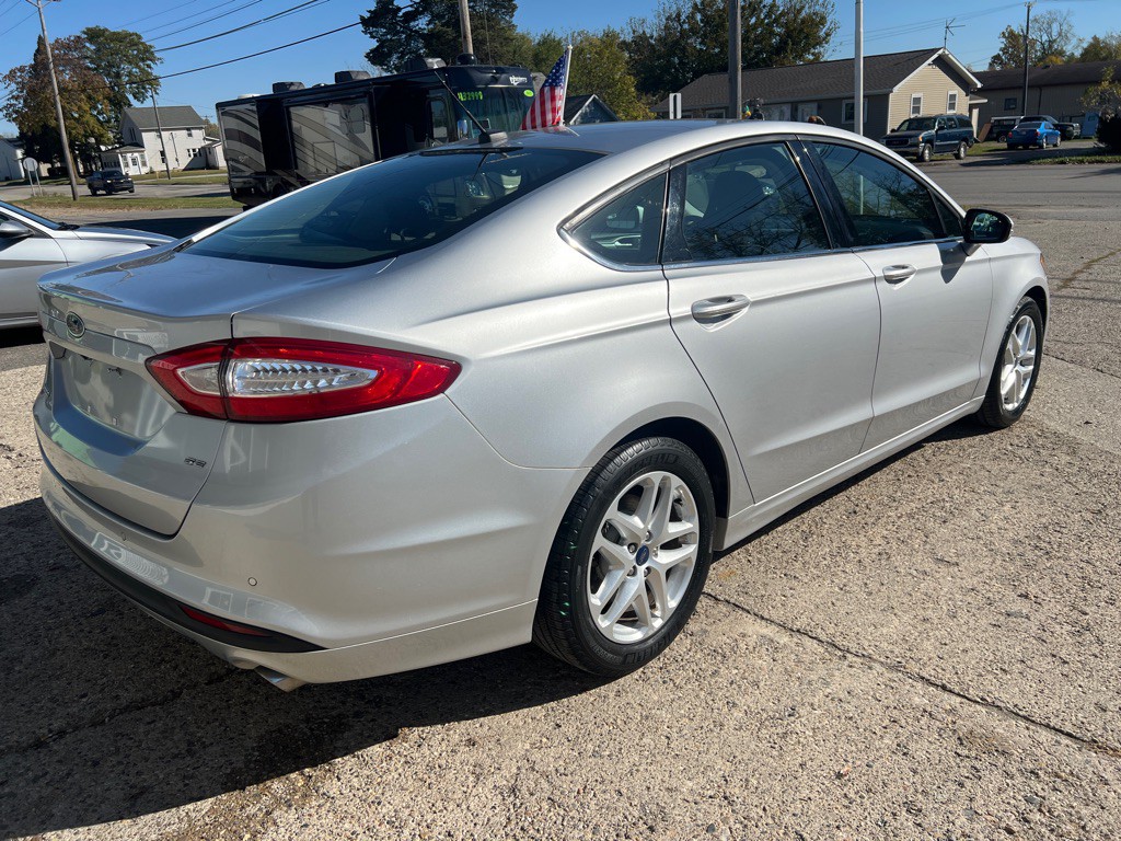 2016 Ford Fusion Image 8
