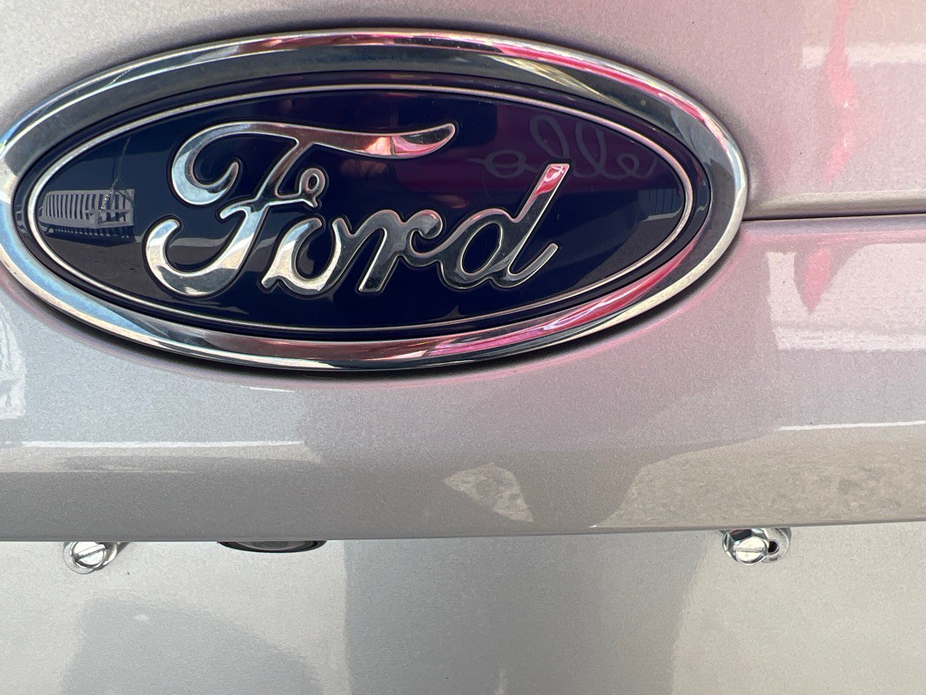 2016 Ford Fusion Image 12