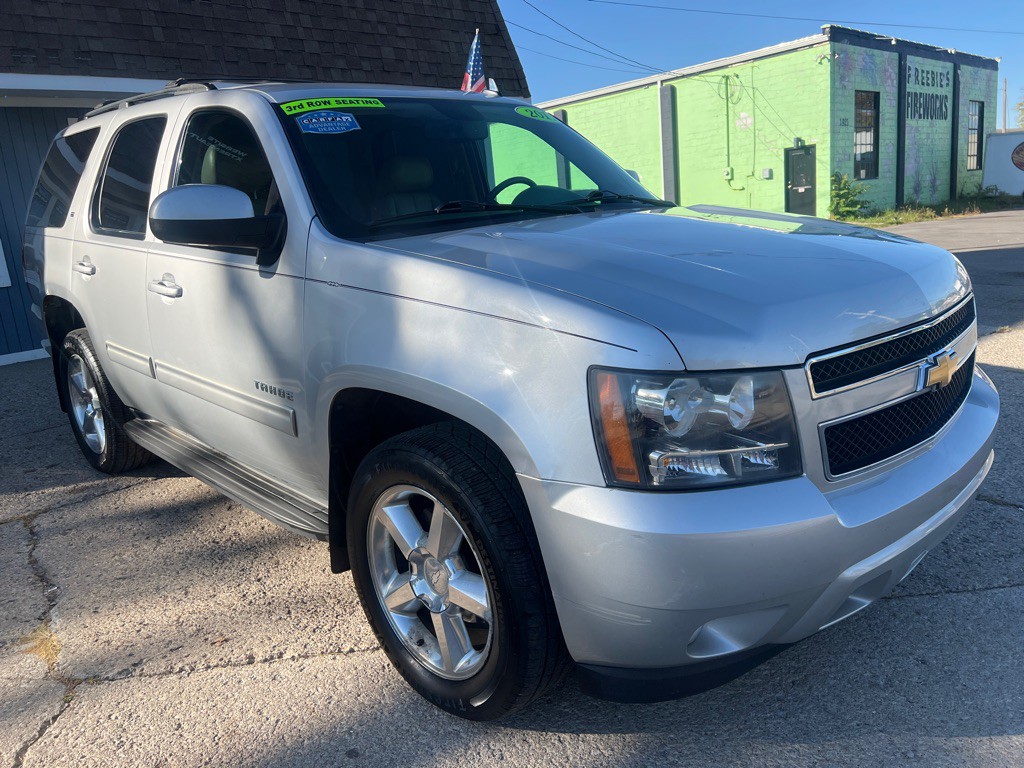 2011 Chevrolet Tahoe Image 10