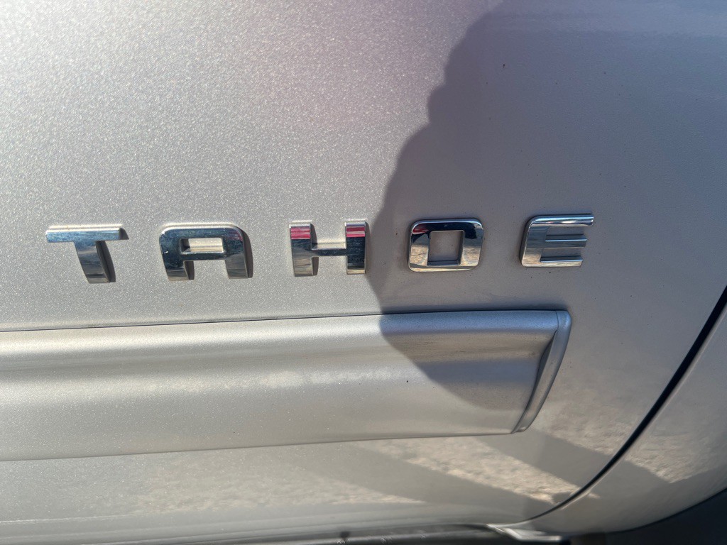 2011 Chevrolet Tahoe Image 12