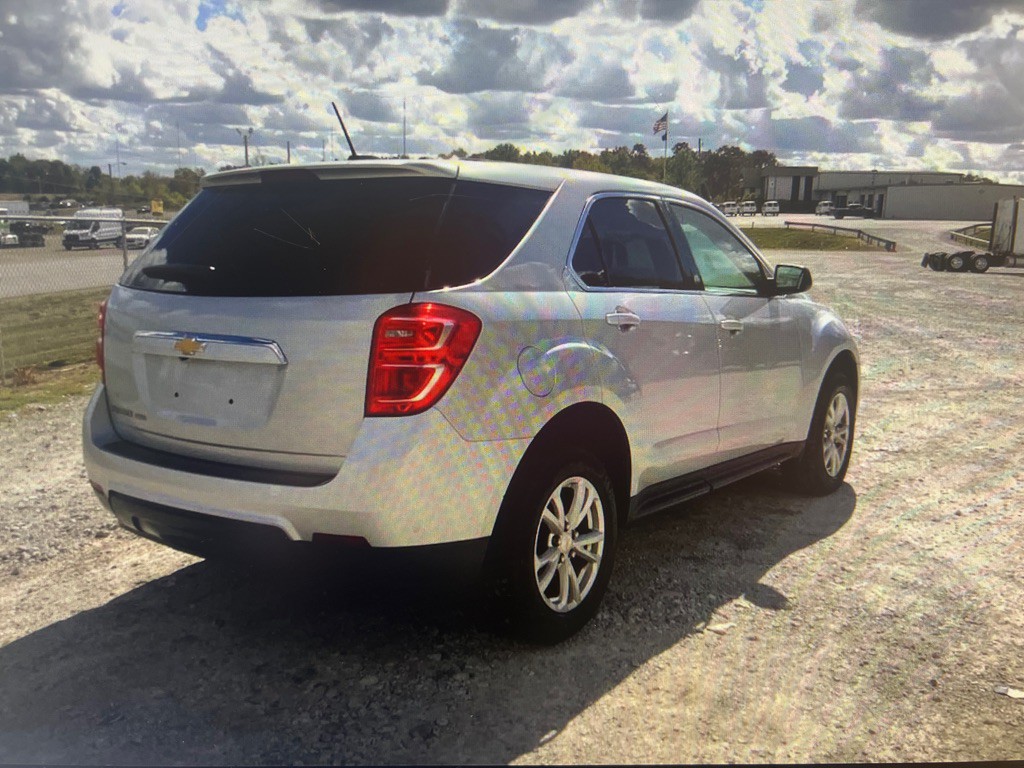 2017 Chevrolet Equinox Image 4