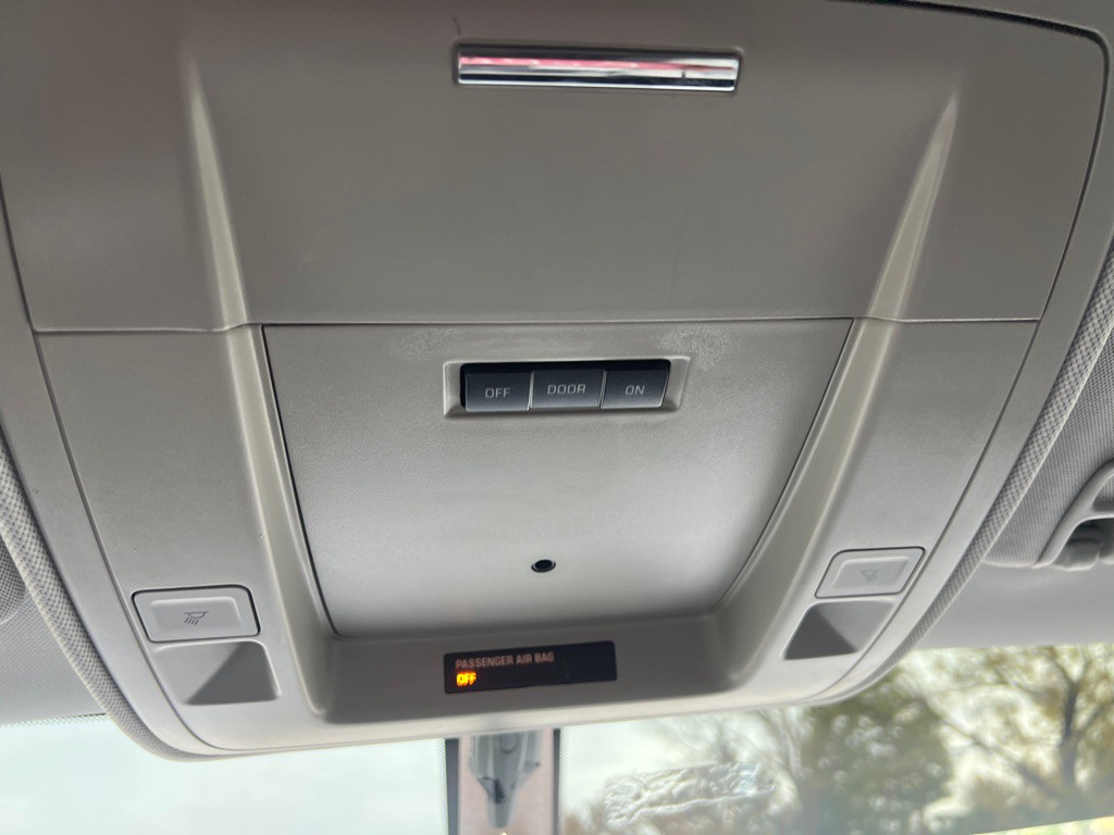 2015 Chevrolet Silverado 1500 Image 37