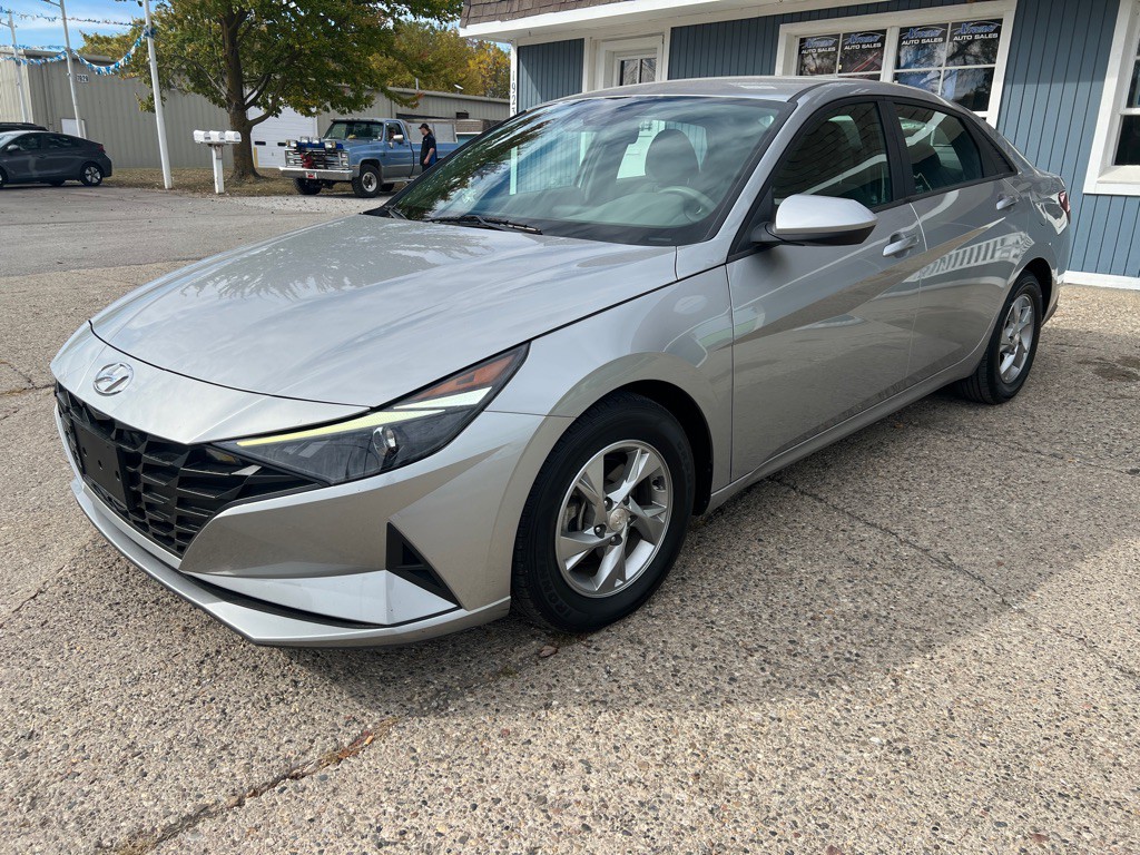 2021 Hyundai Elantra Image 4