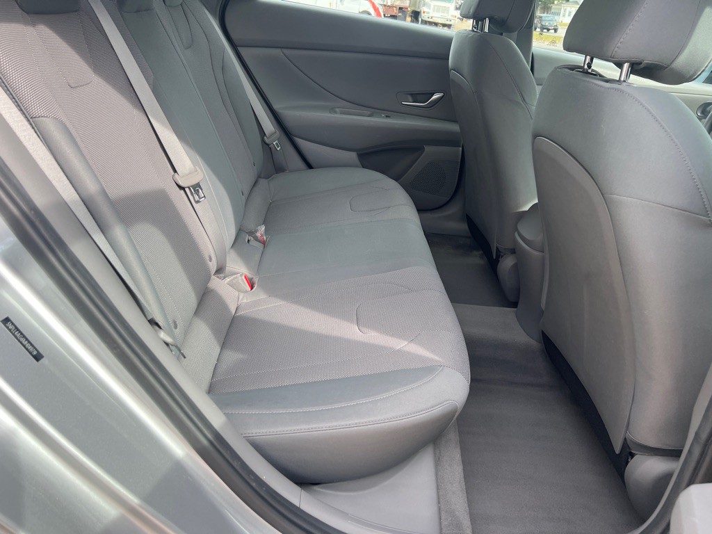 2021 Hyundai Elantra Image 19