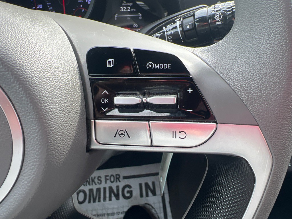 2021 Hyundai Elantra Image 30