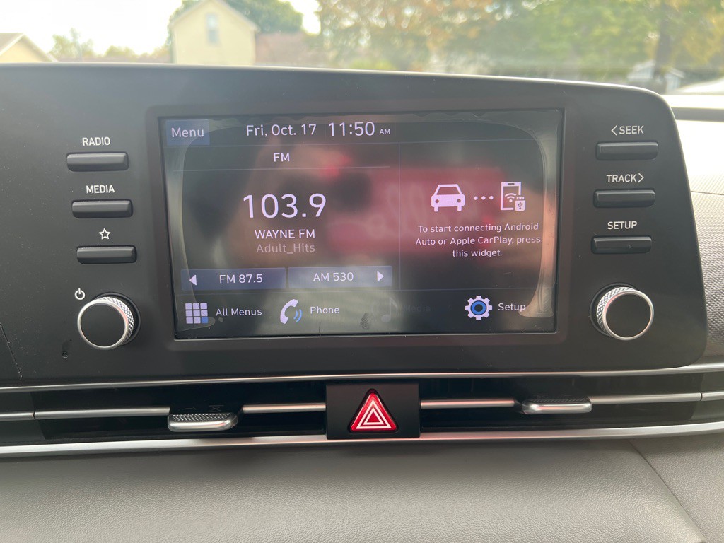2021 Hyundai Elantra Image 31