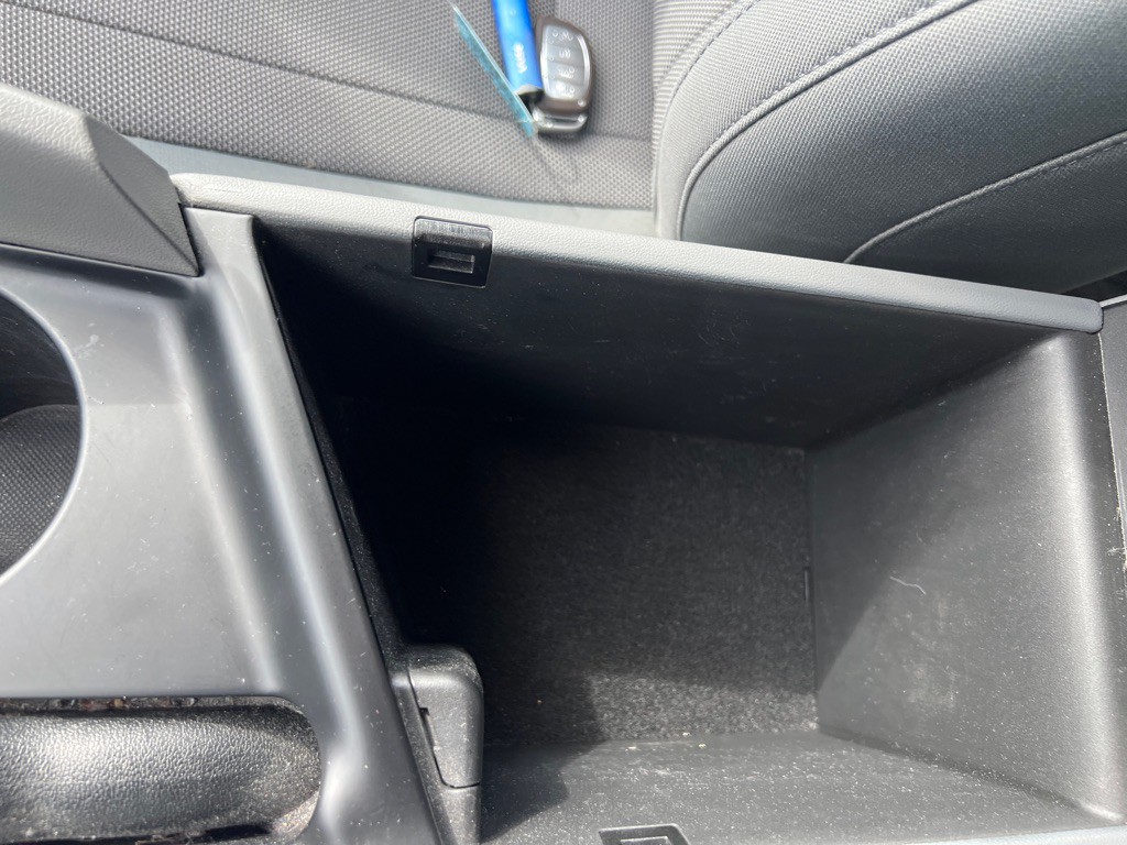 2021 Hyundai Elantra Image 38