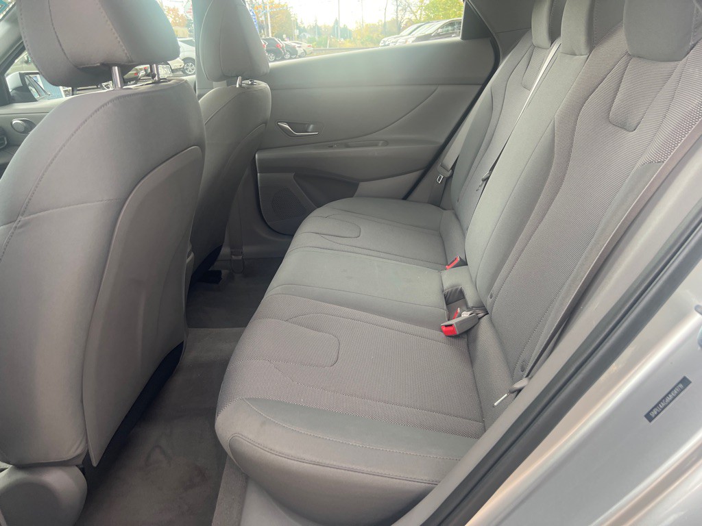 2021 Hyundai Elantra Image 56