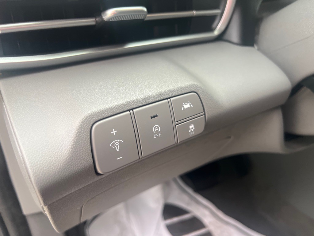 2021 Hyundai Elantra Image 65