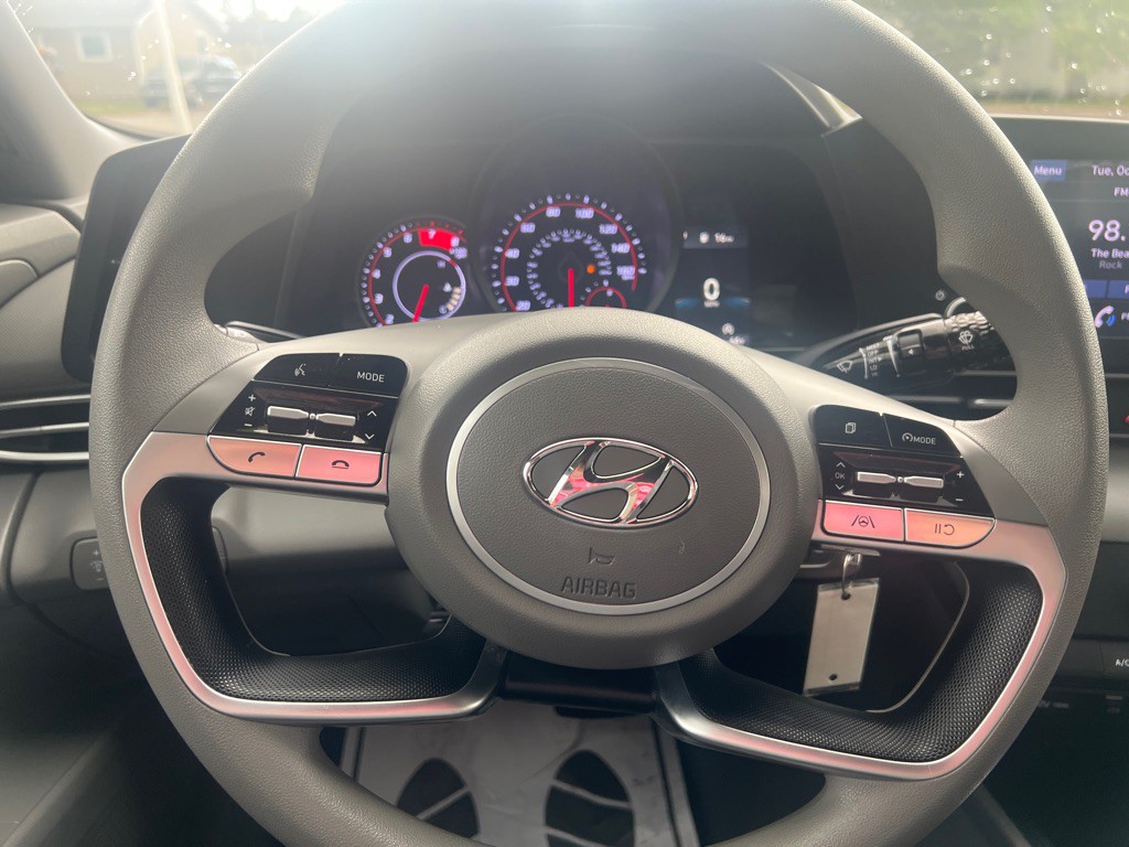 2021 Hyundai Elantra Image 67