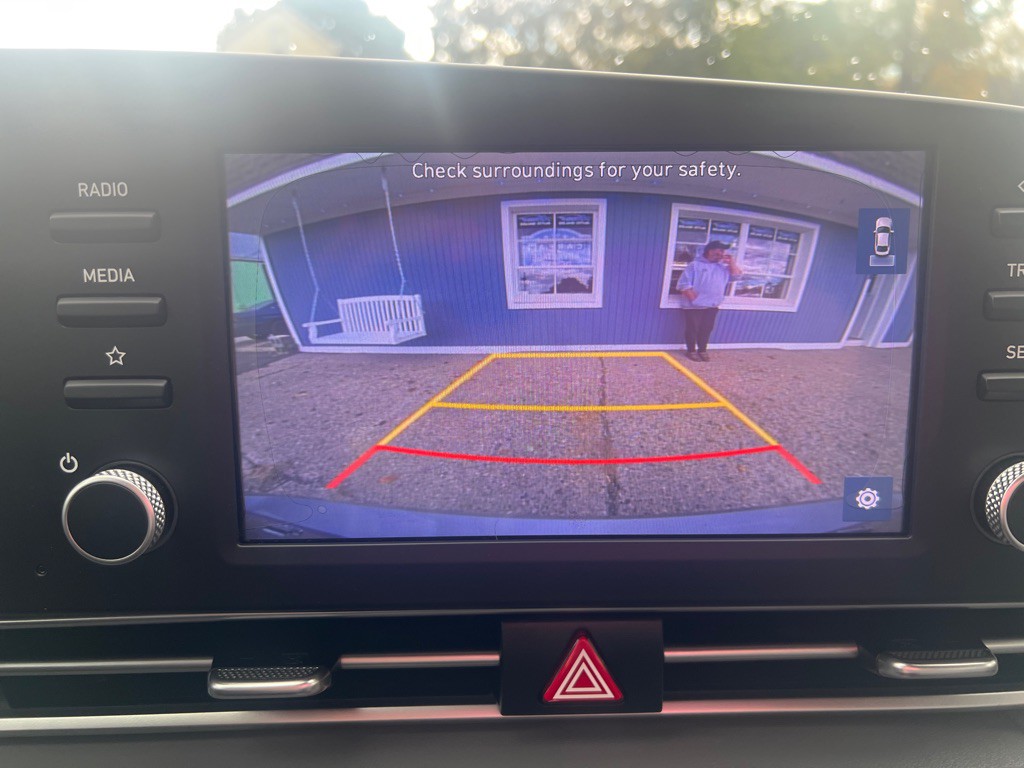 2021 Hyundai Elantra Image 71