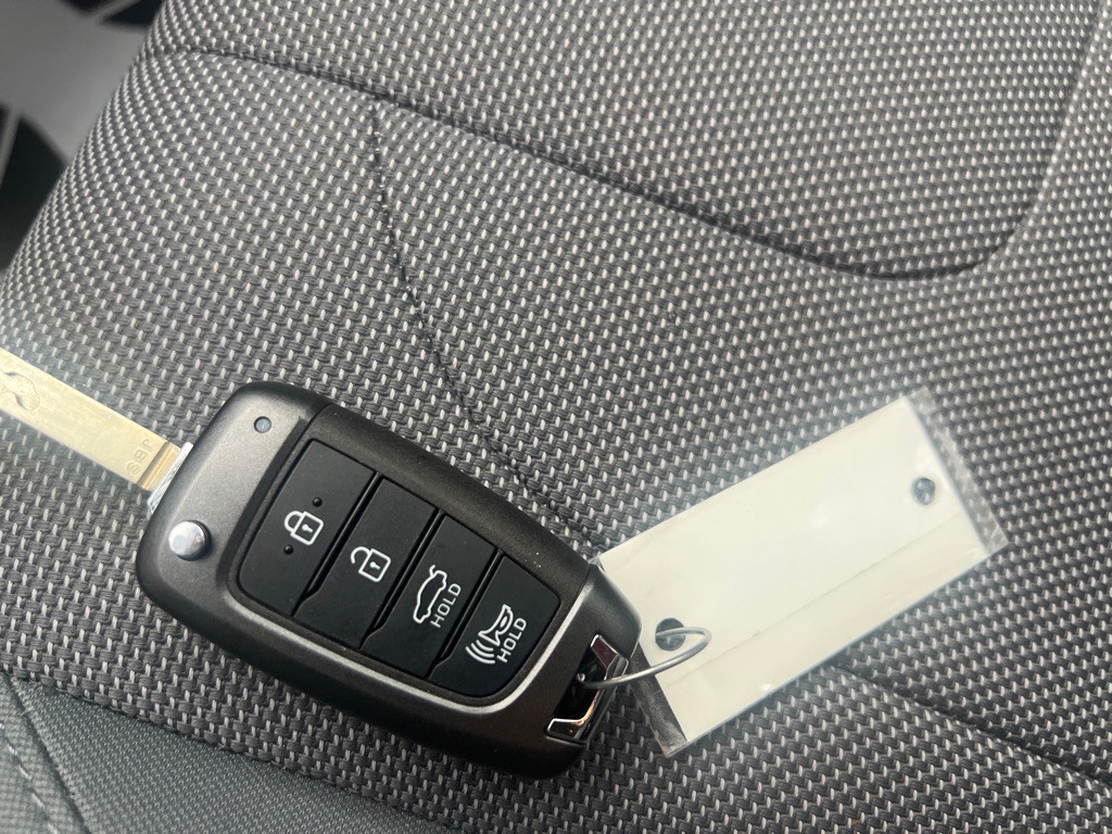 2021 Hyundai Elantra Image 78