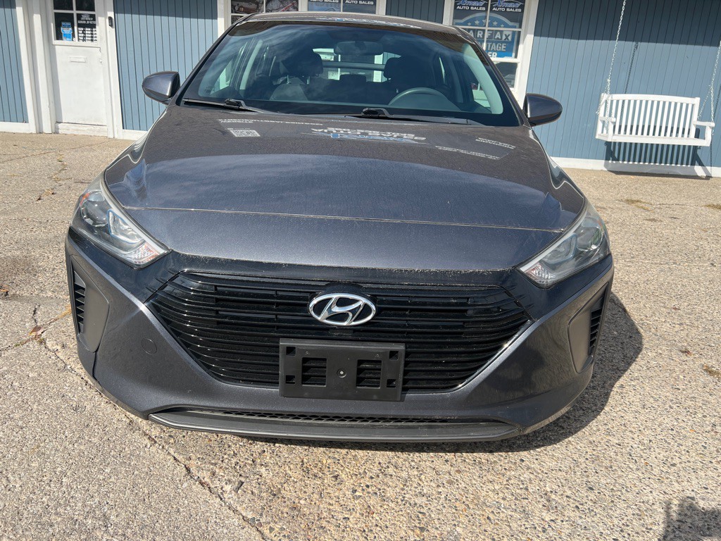 2019 Hyundai Ioniq Image 3