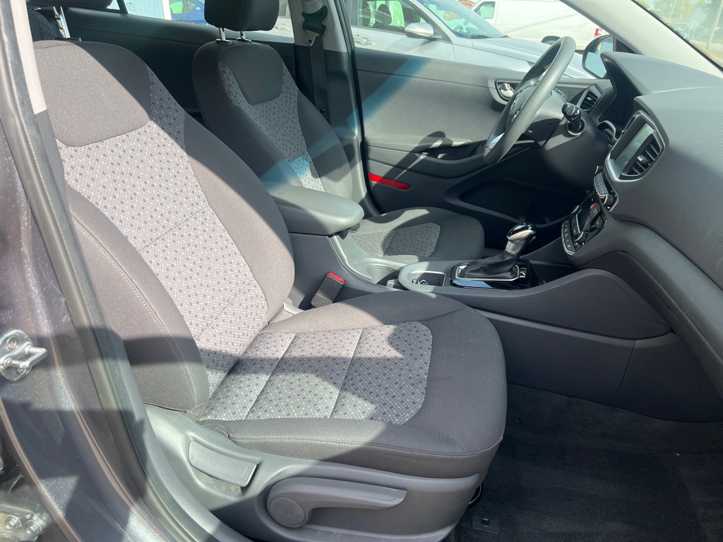 2019 Hyundai Ioniq Image 22