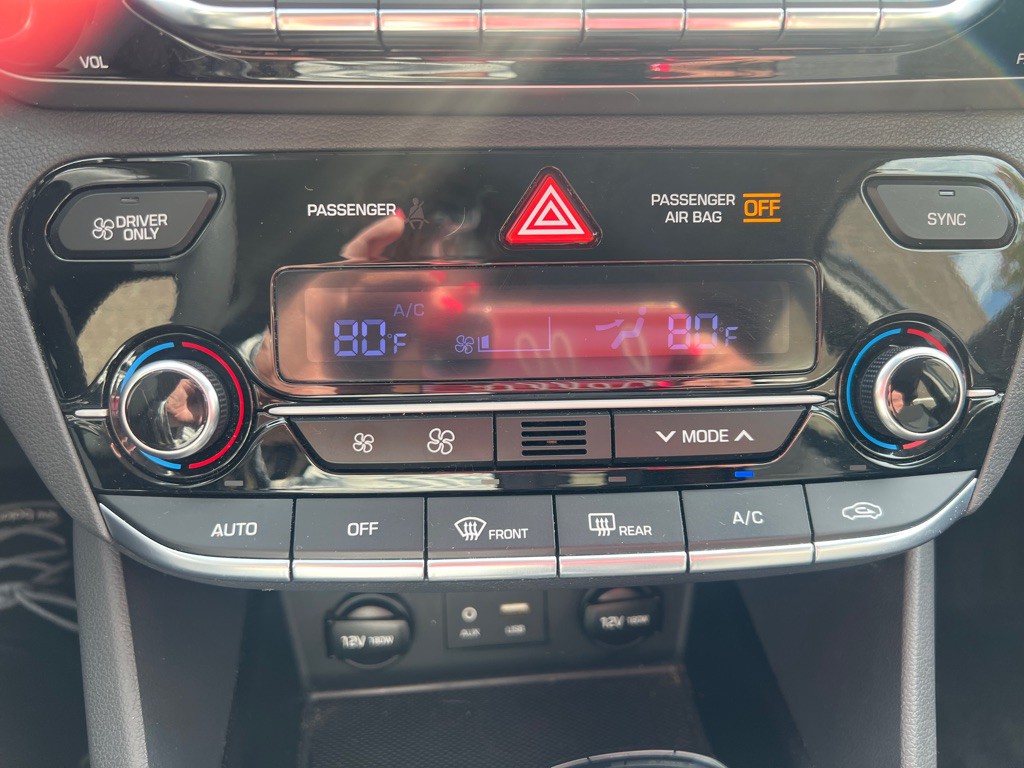 2019 Hyundai Ioniq Image 35