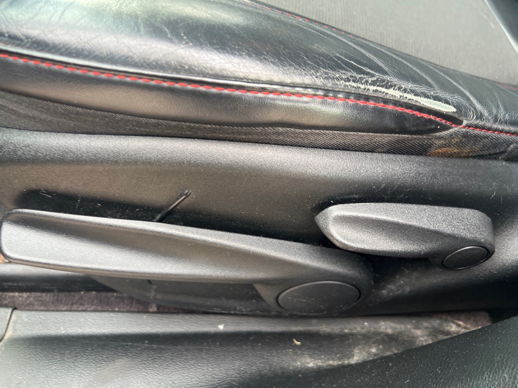 2016 Jeep Cherokee Image 28