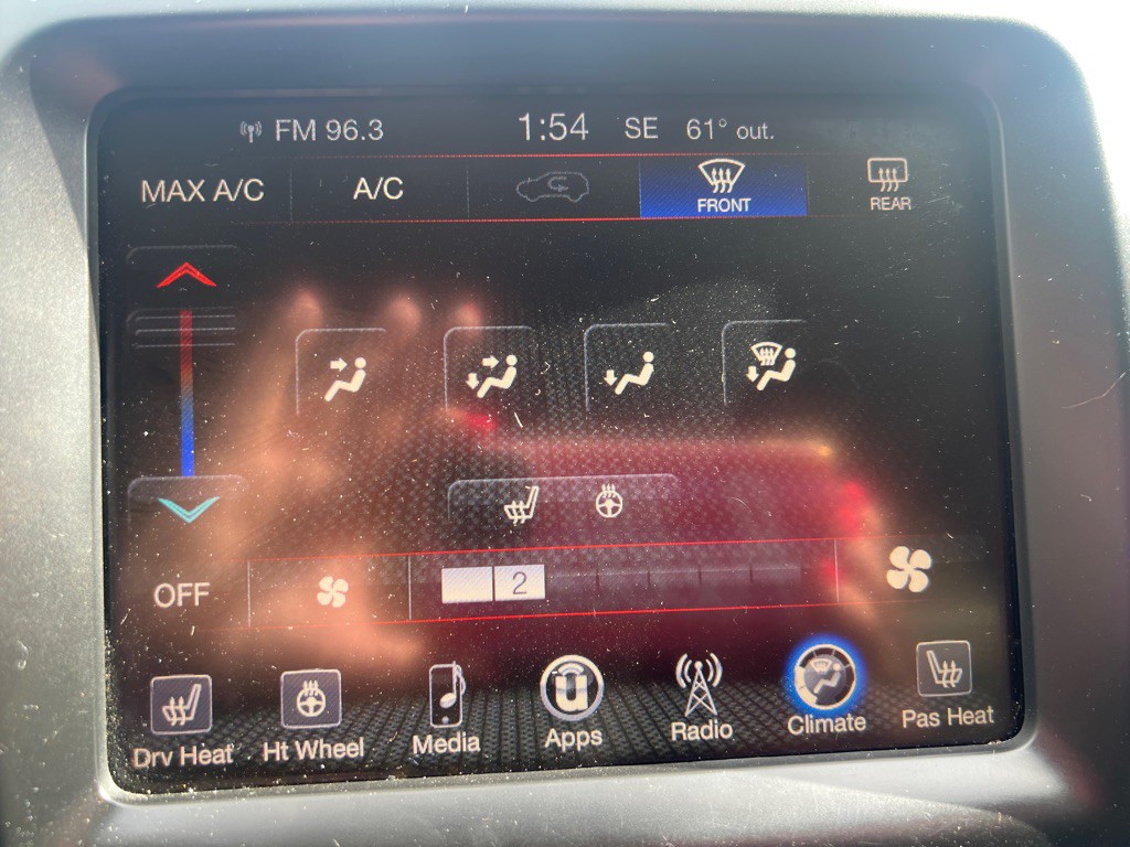 2016 Jeep Cherokee Image 35