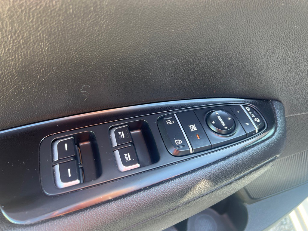 2016 Kia Optima Image 28