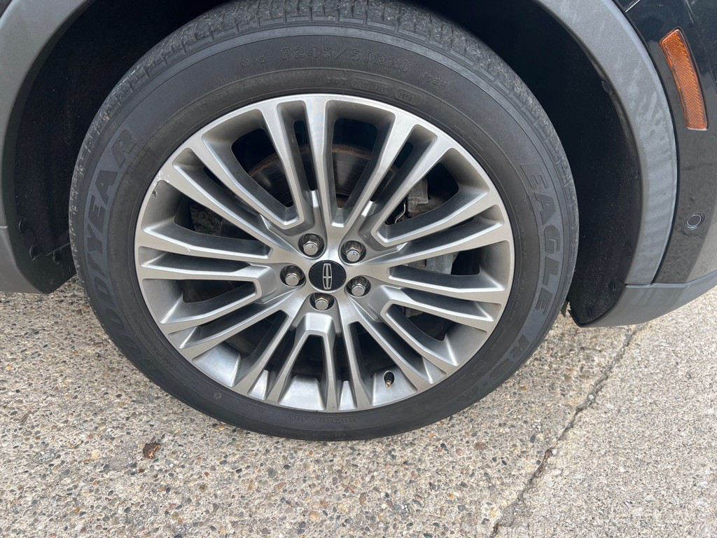 2017 Lincoln MKX Image 11