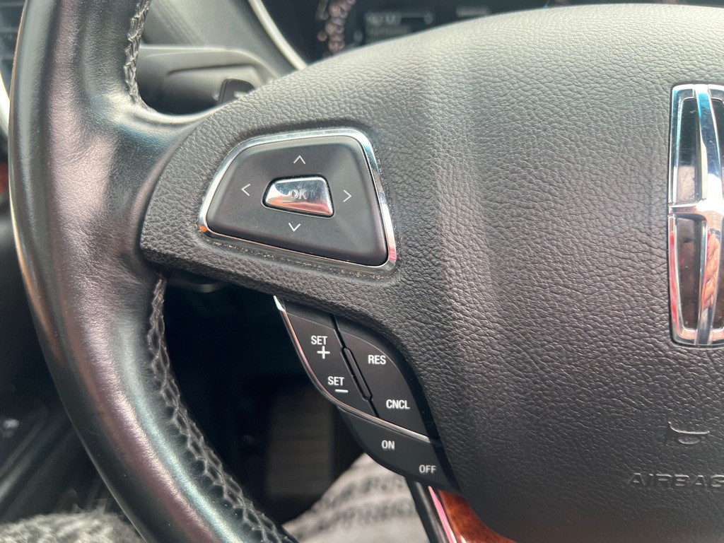 2017 Lincoln MKX Image 32