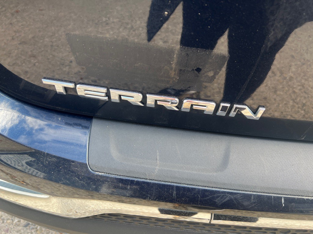 2017 GMC Terrain Image 8
