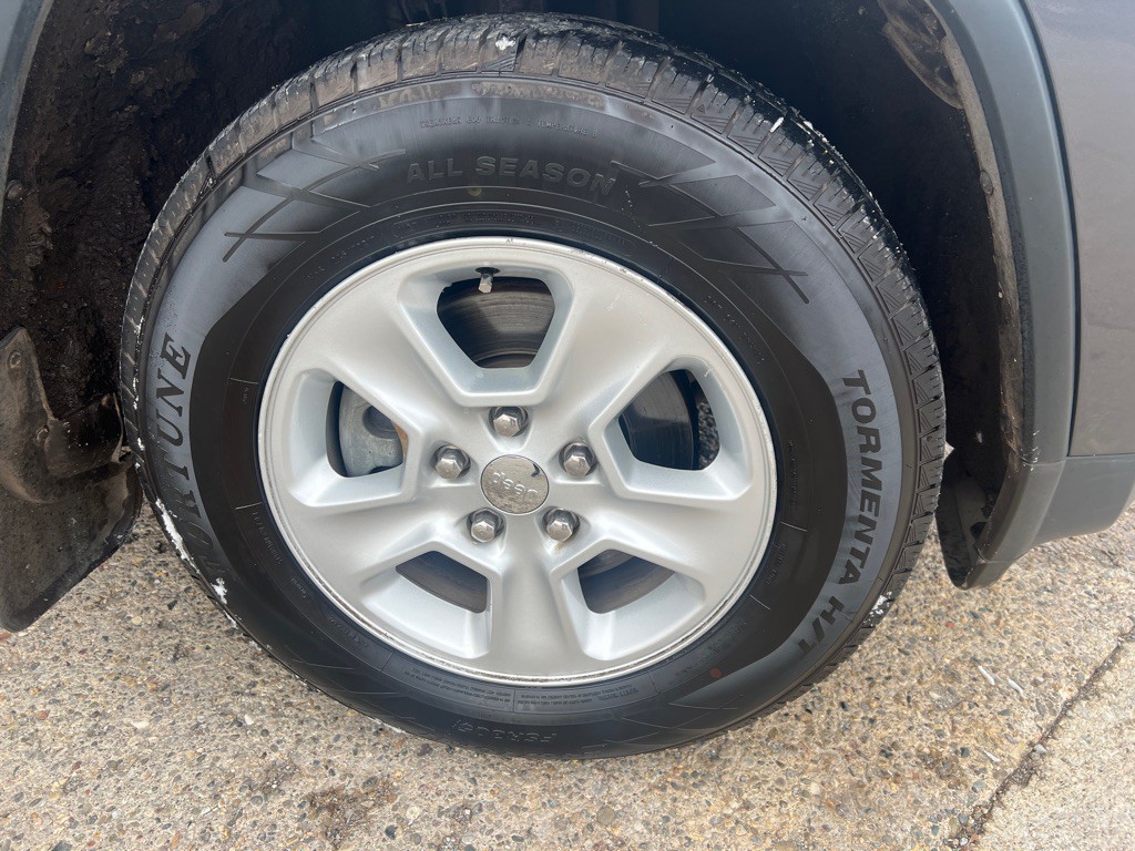 2015 Jeep Grand Cherokee Image 11