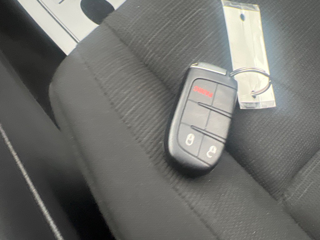 2015 Jeep Grand Cherokee Image 39