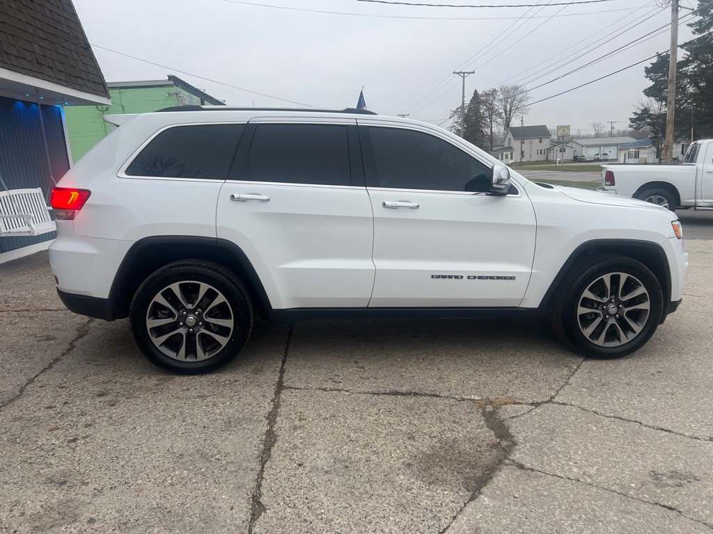 2018 Jeep Grand Cherokee Image 9