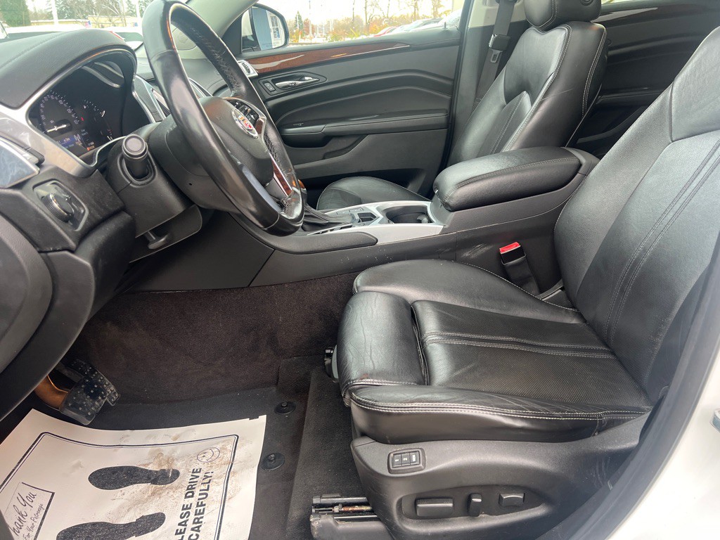 2015 Cadillac SRX Image 16