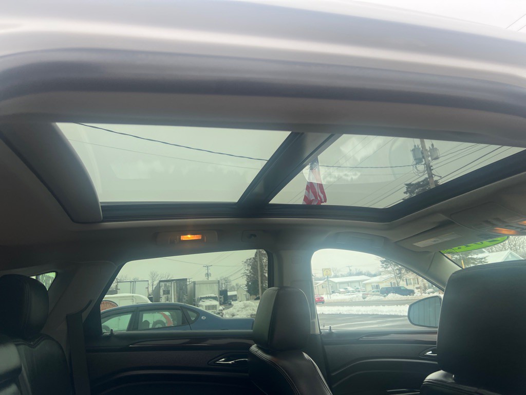 2015 Cadillac SRX Image 25