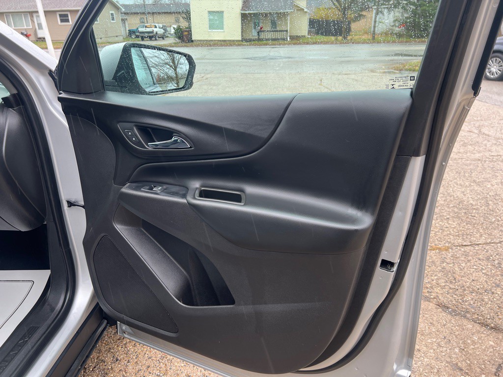 2019 Chevrolet Equinox Image 25