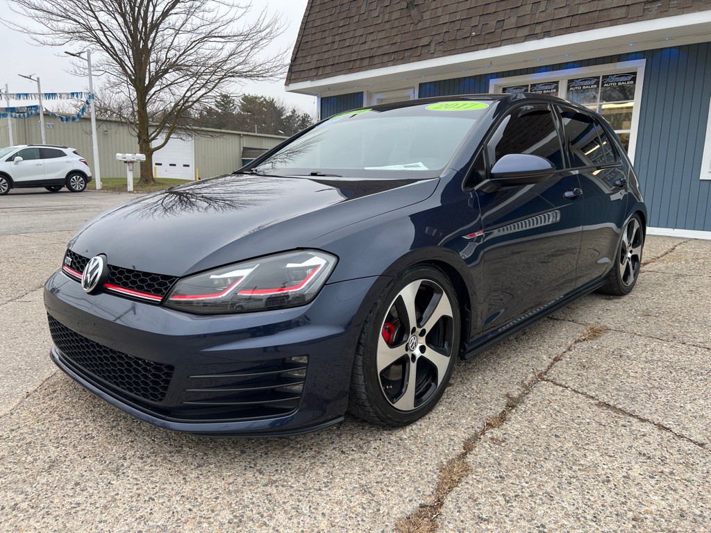 2017 Volkswagen GTI Image 4