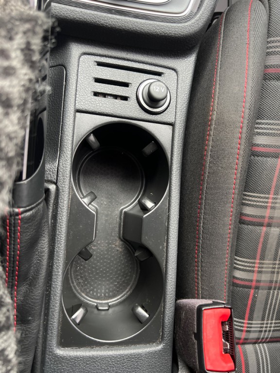 2017 Volkswagen GTI Image 35