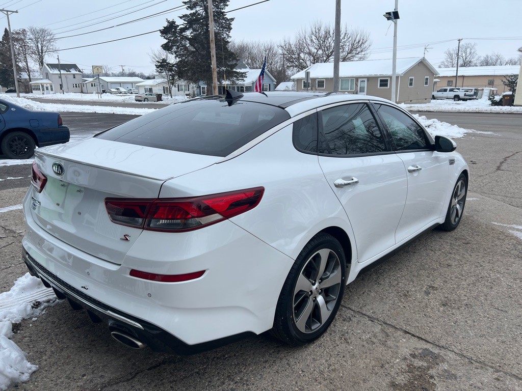 2019 Kia Optima Image 8