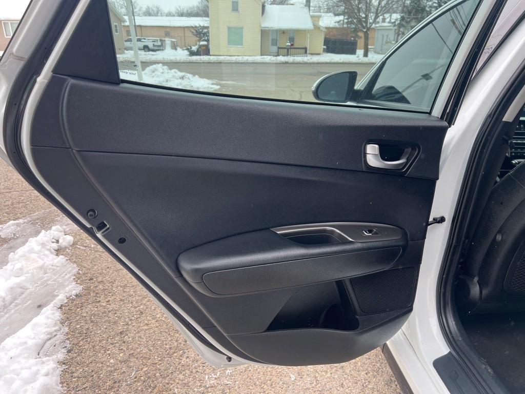 2019 Kia Optima Image 18