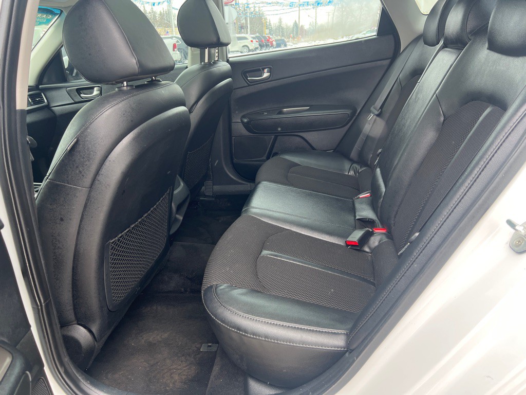 2019 Kia Optima Image 19