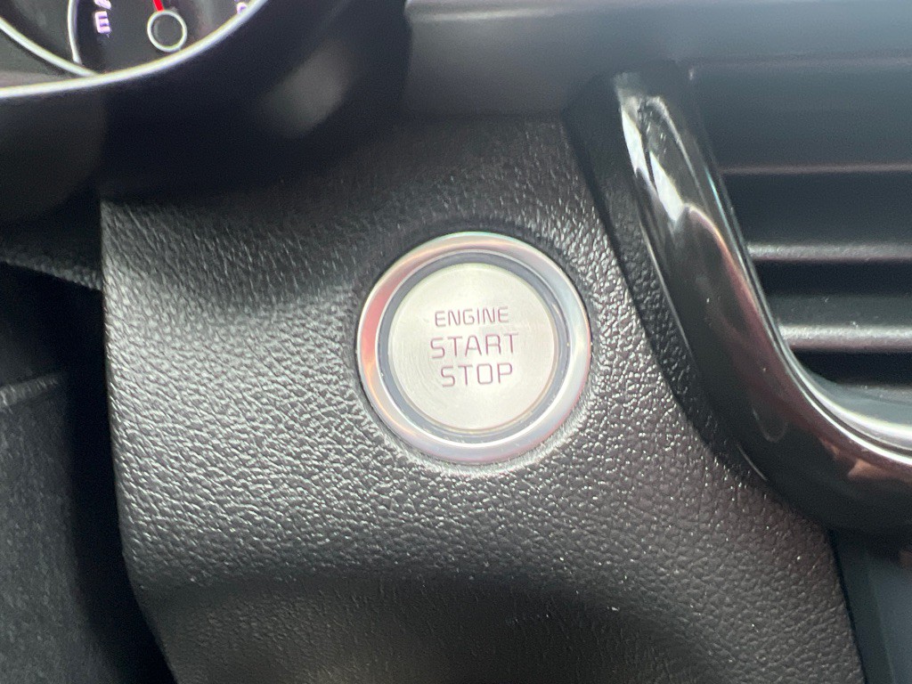 2019 Kia Optima Image 34