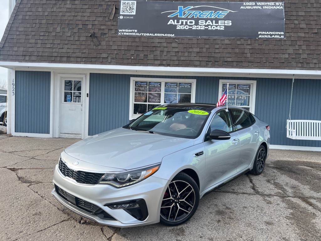 2019 Kia Optima Image 1