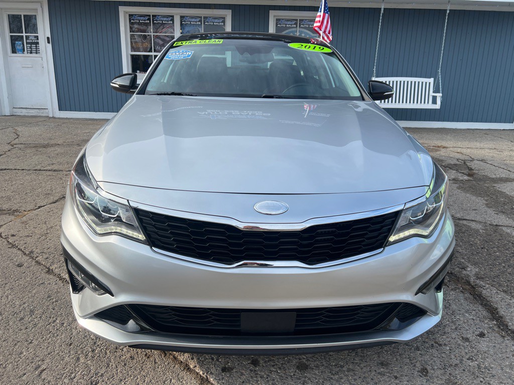 2019 Kia Optima Image 3