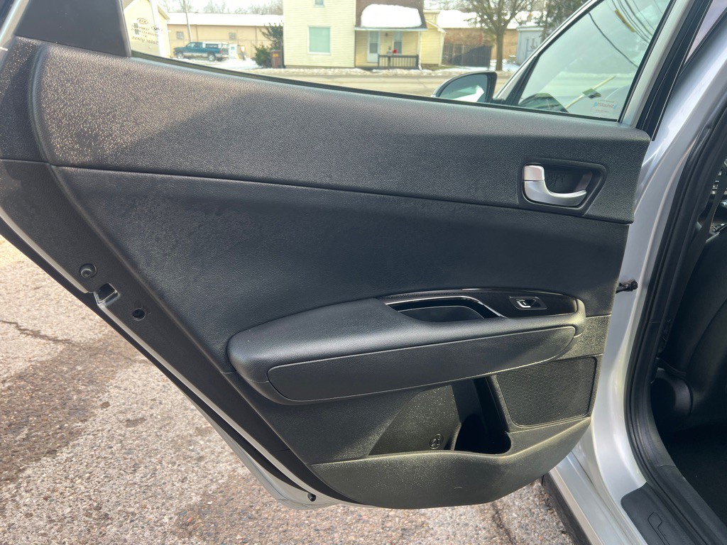 2019 Kia Optima Image 19