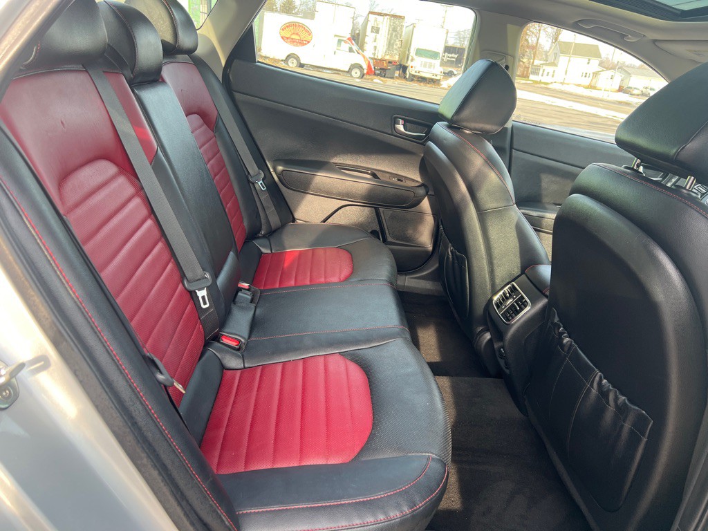 2019 Kia Optima Image 24