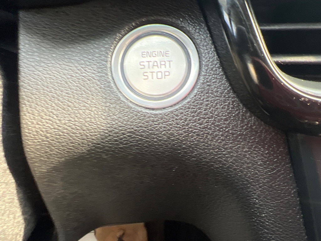 2019 Kia Optima Image 40