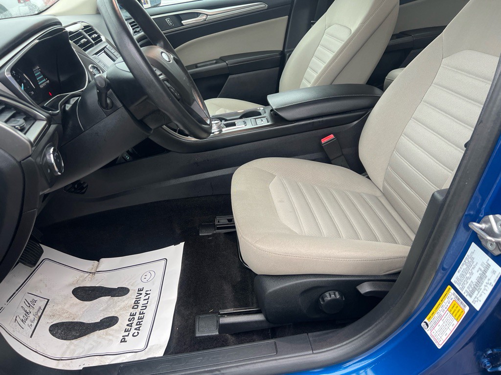 2018 Ford Fusion Image 16