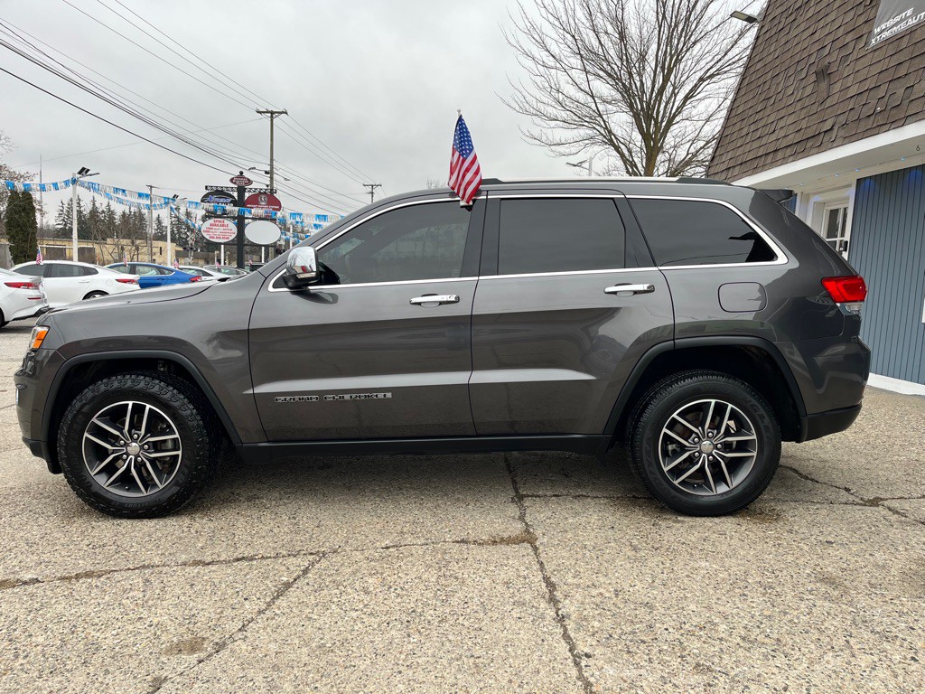 2017 Jeep Grand Cherokee Image 4