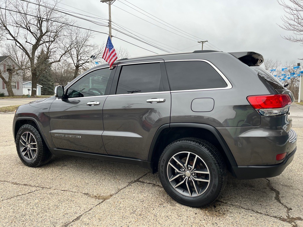 2017 Jeep Grand Cherokee Image 5
